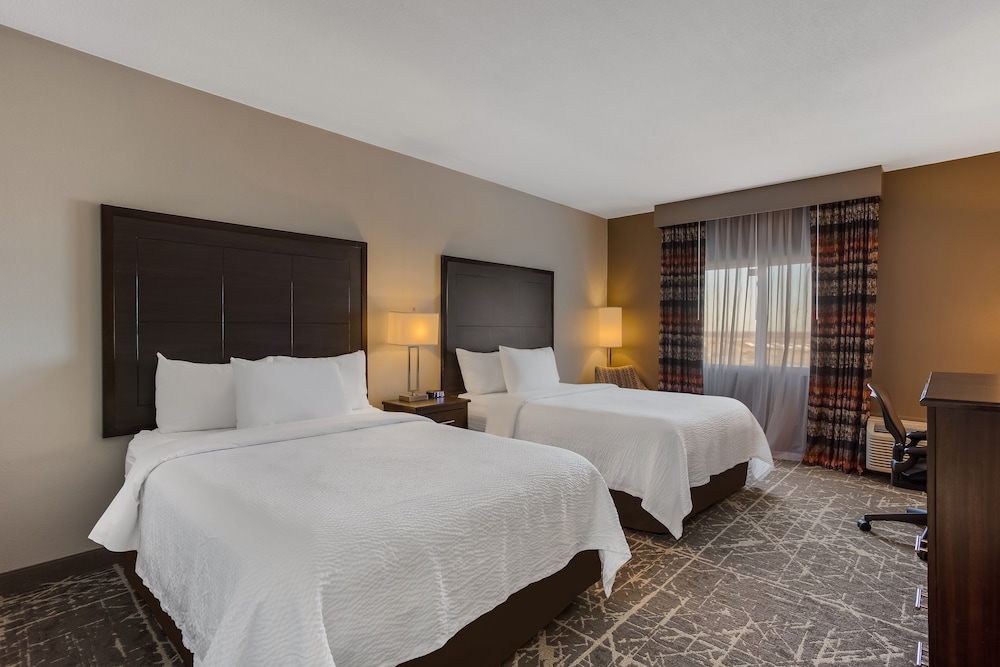 ROOM, 2 QUEEN BEDS, BALCONY