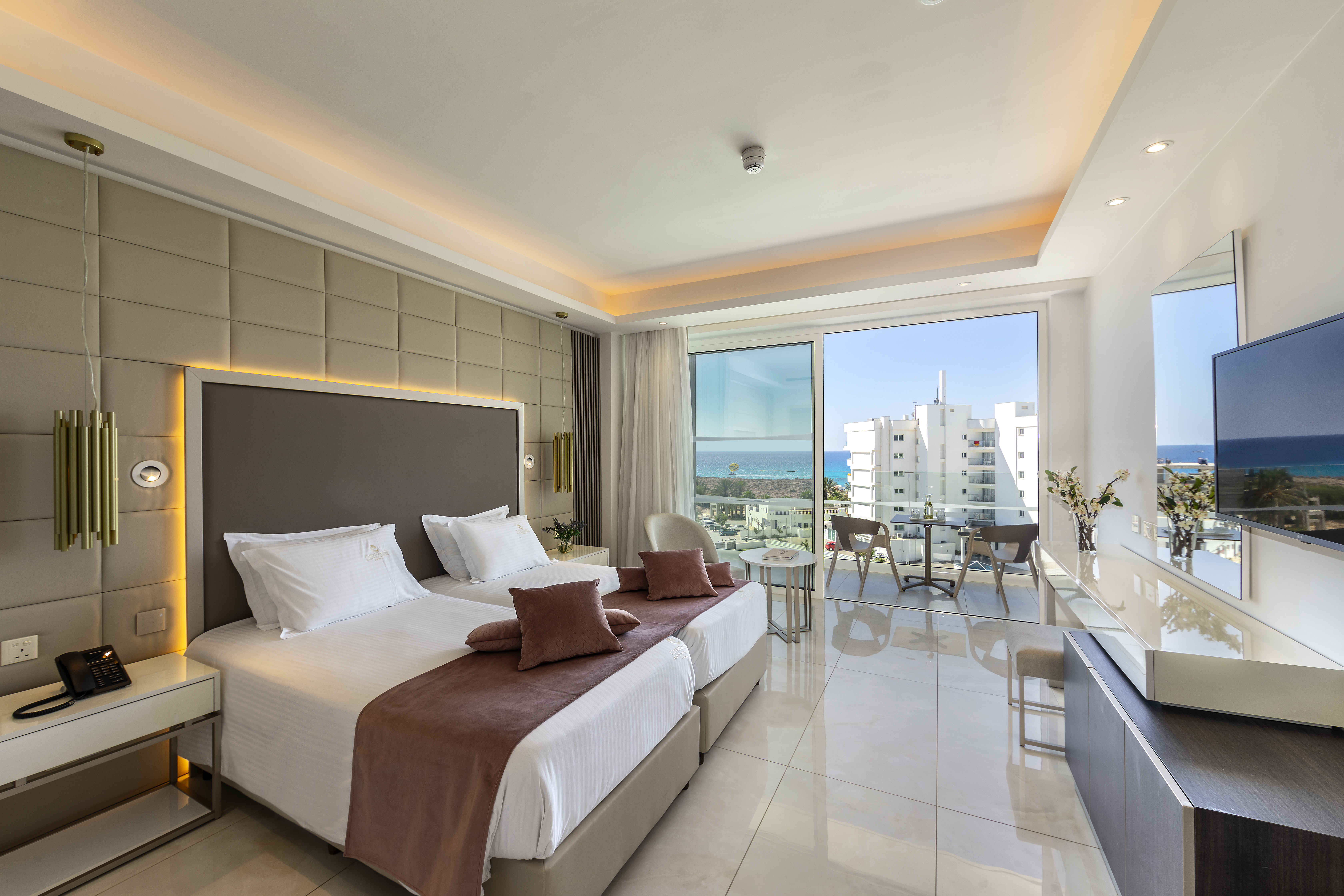 SUPERIOR ROOM SIDE SEA VIEW