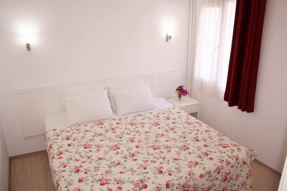 Parla Apart Otel 16/48