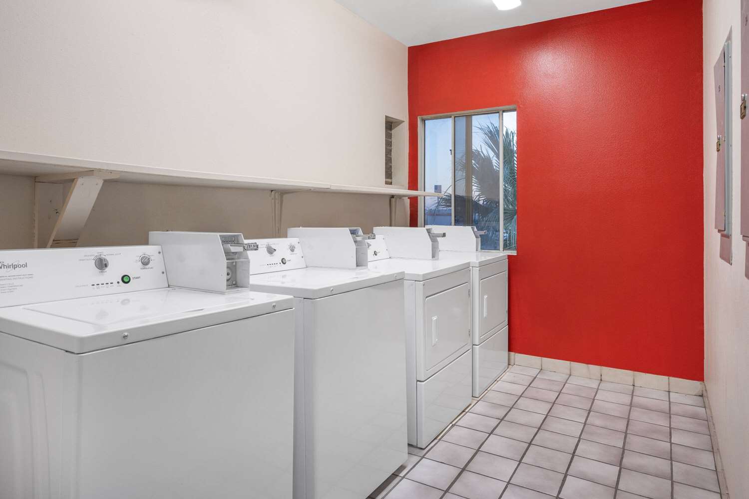 Ramada by Wyndham Bakersfield North 6/44