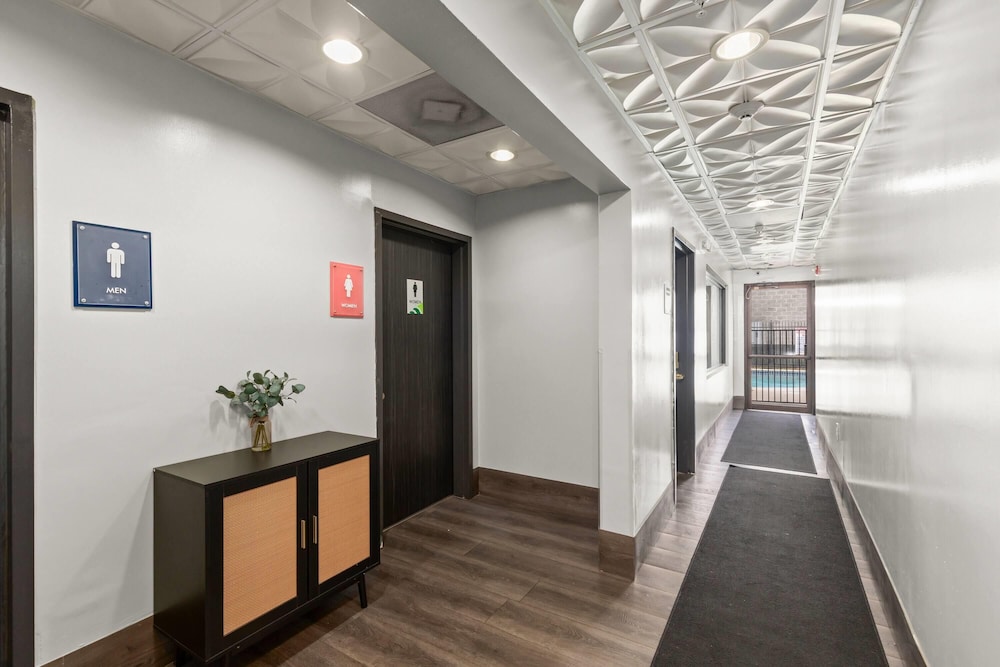 Wingate by Wyndham Humble/Houston Intercontinental Airport 32/56