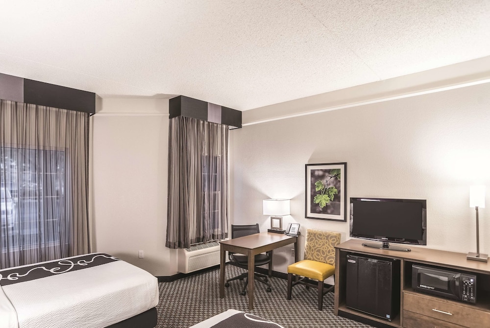 La Quinta Inn & Suites by Wyndham Flagstaff 31/51
