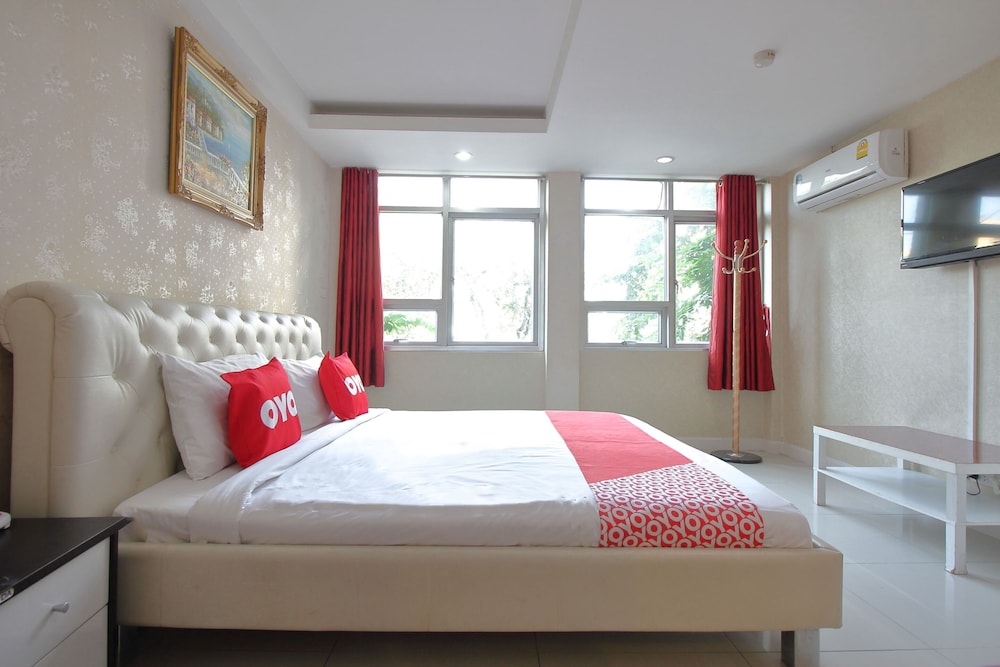DELUXE, DOUBLE BED