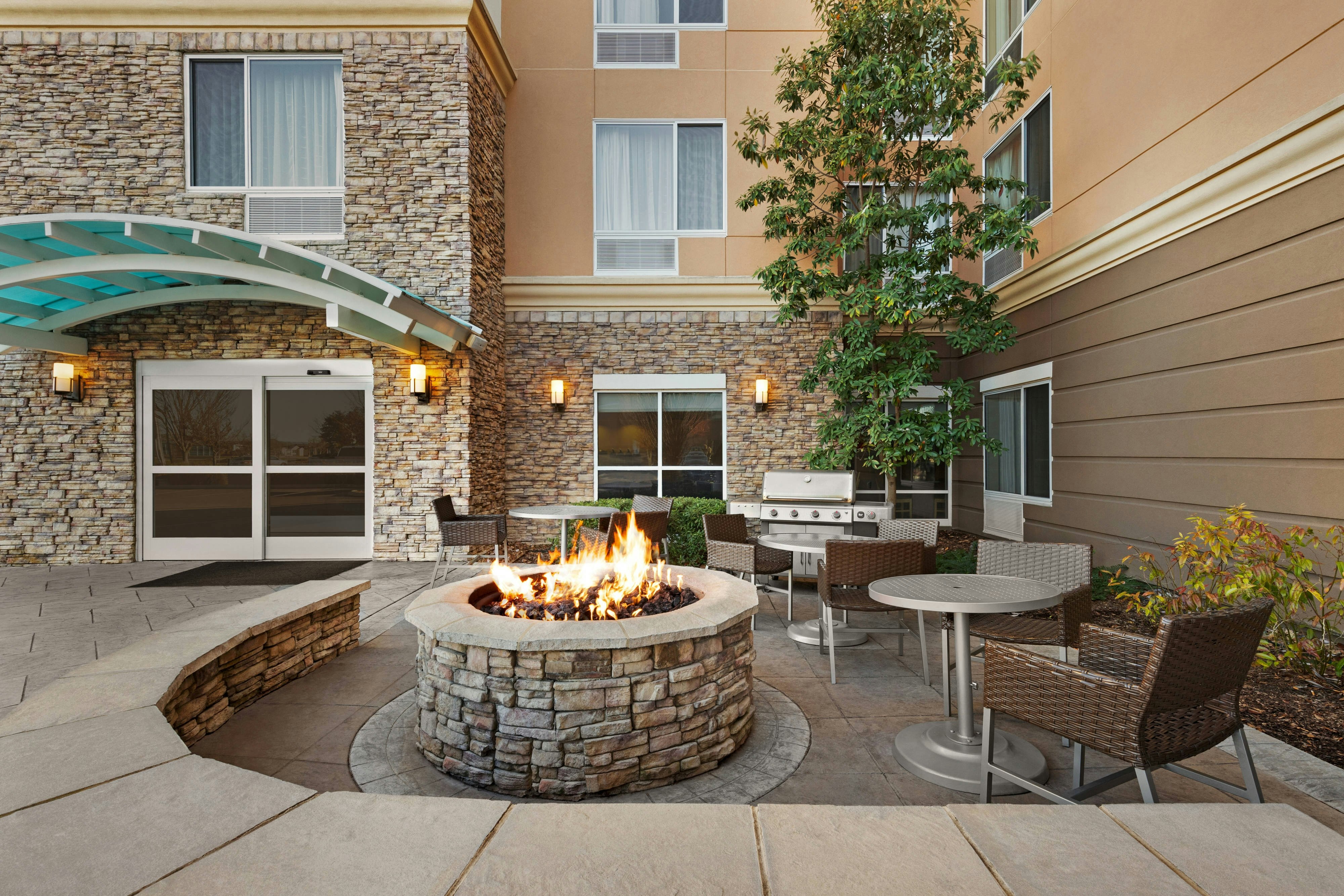 Towneplace Suites Chattanooga Near Hamilton Place 8/14