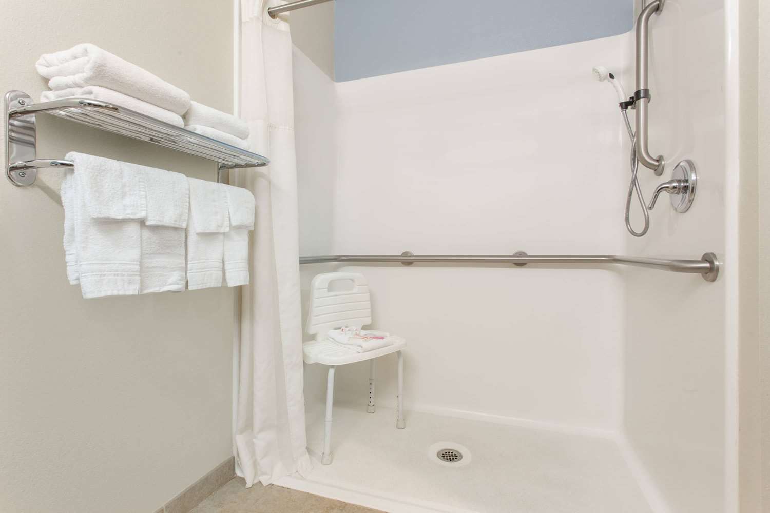 Microtel Inn Suites Klamath Falls 25/26