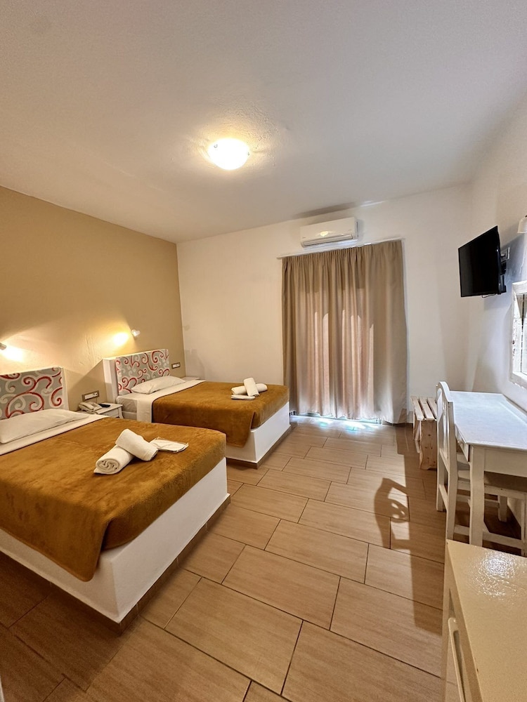 Olympic Hotel 19/56