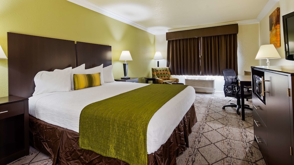Best Western Executive Inn Los Banos 8/33