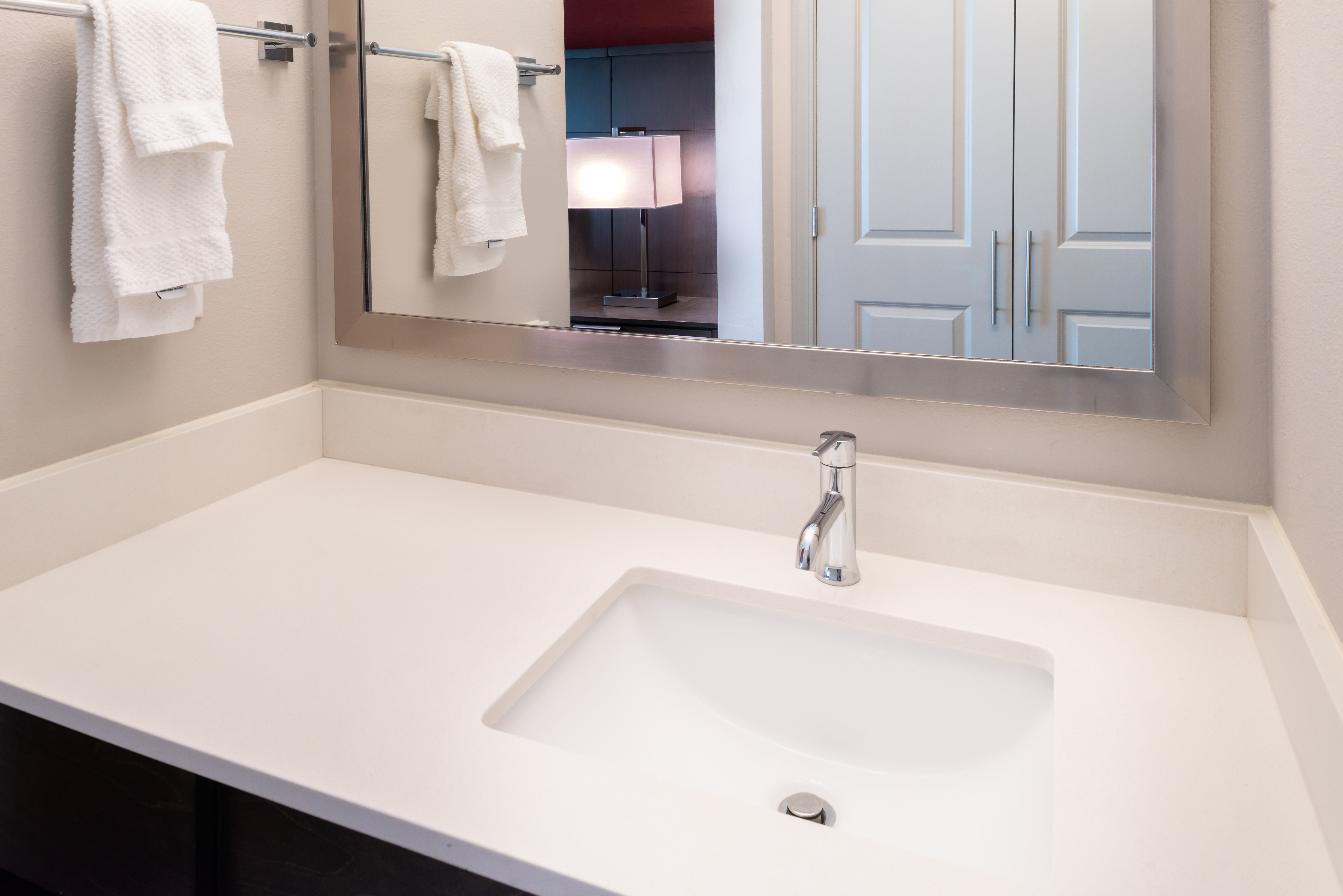 STAYBRIDGE SUITES LAKE CHARLES 45/48