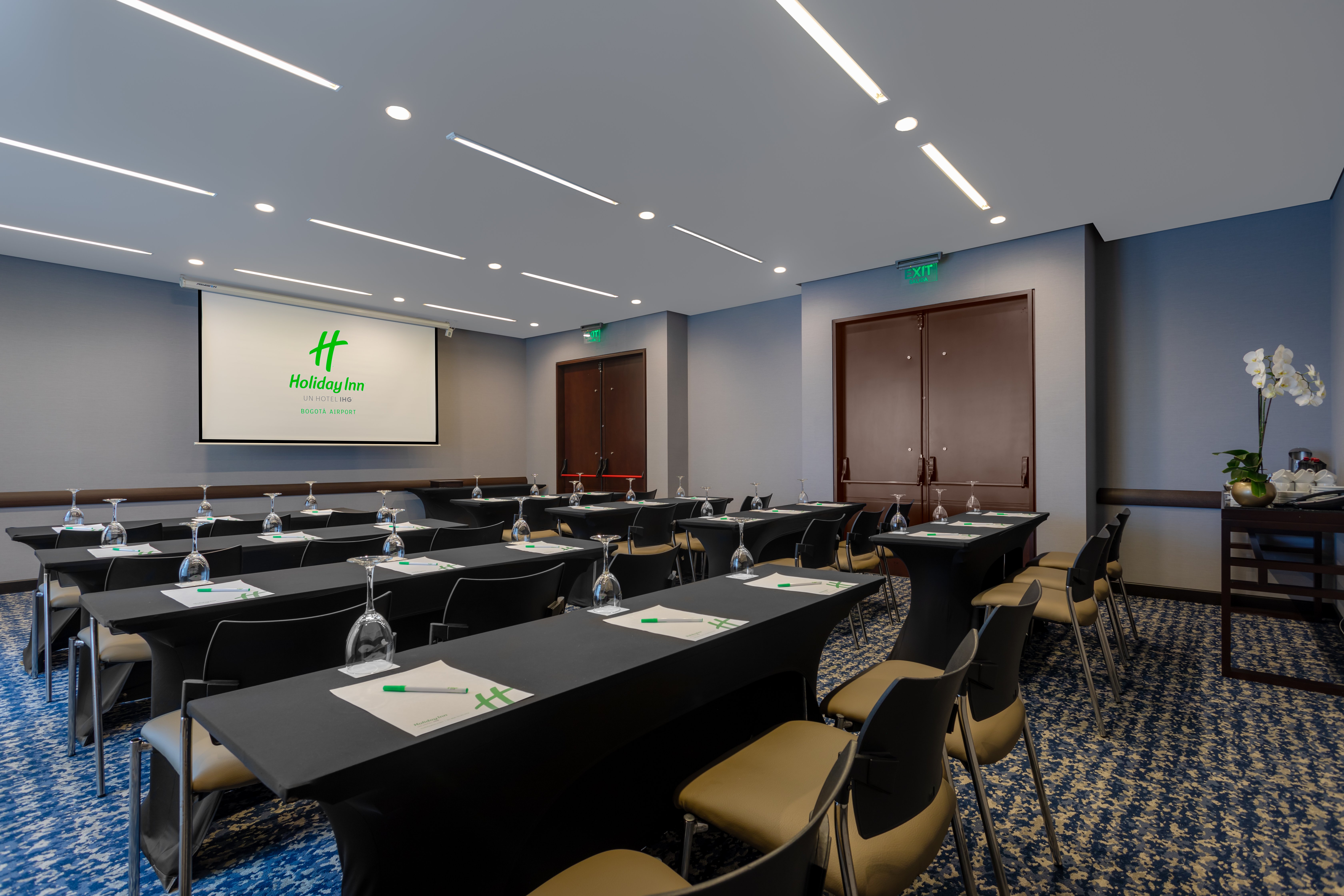 Holiday Inn Bogota Airport 62/75