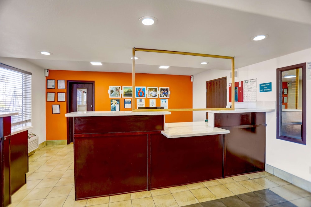 Americas Best Value Inn Apache Junction 7/56