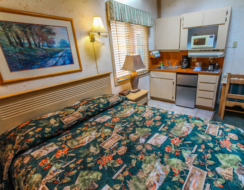 Smoketree Lodge, a VRI resort 19/70