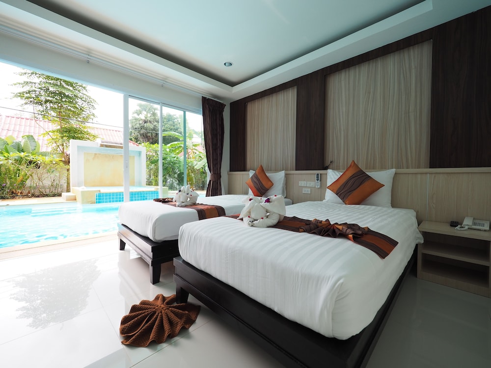 Lanta Fevrier Resort 40/59