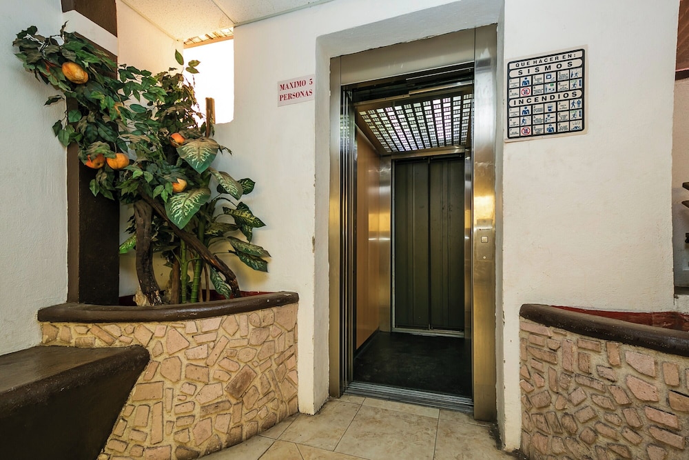 Capital O Hotel Victoria Morelia 17/55