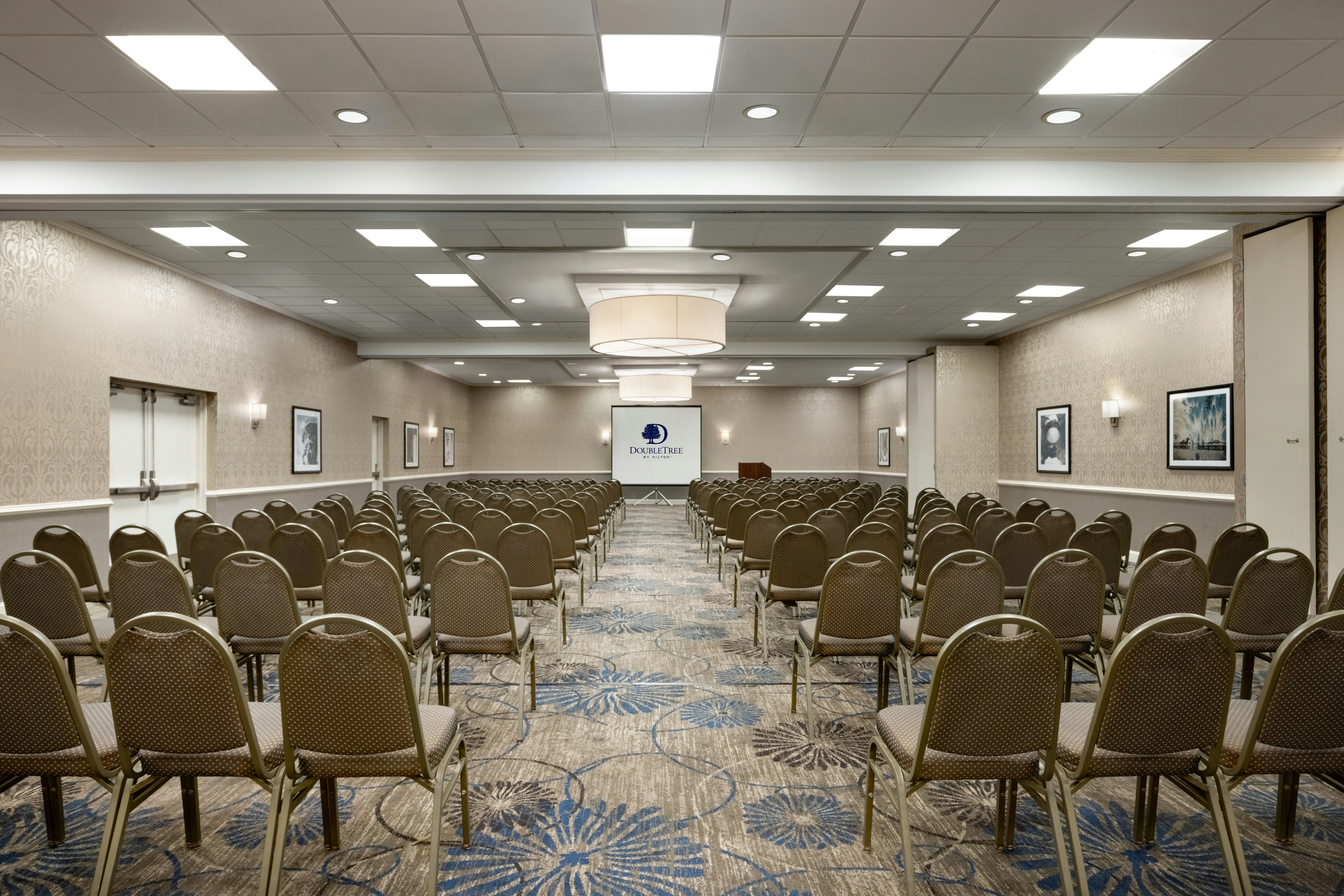 Doubletree By Hilton Hotel Laurel 59/71