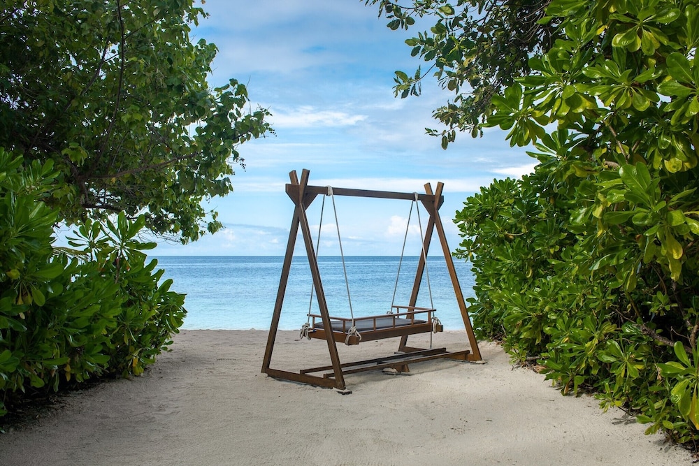 Dhawa Ihuru Maldives 61/69
