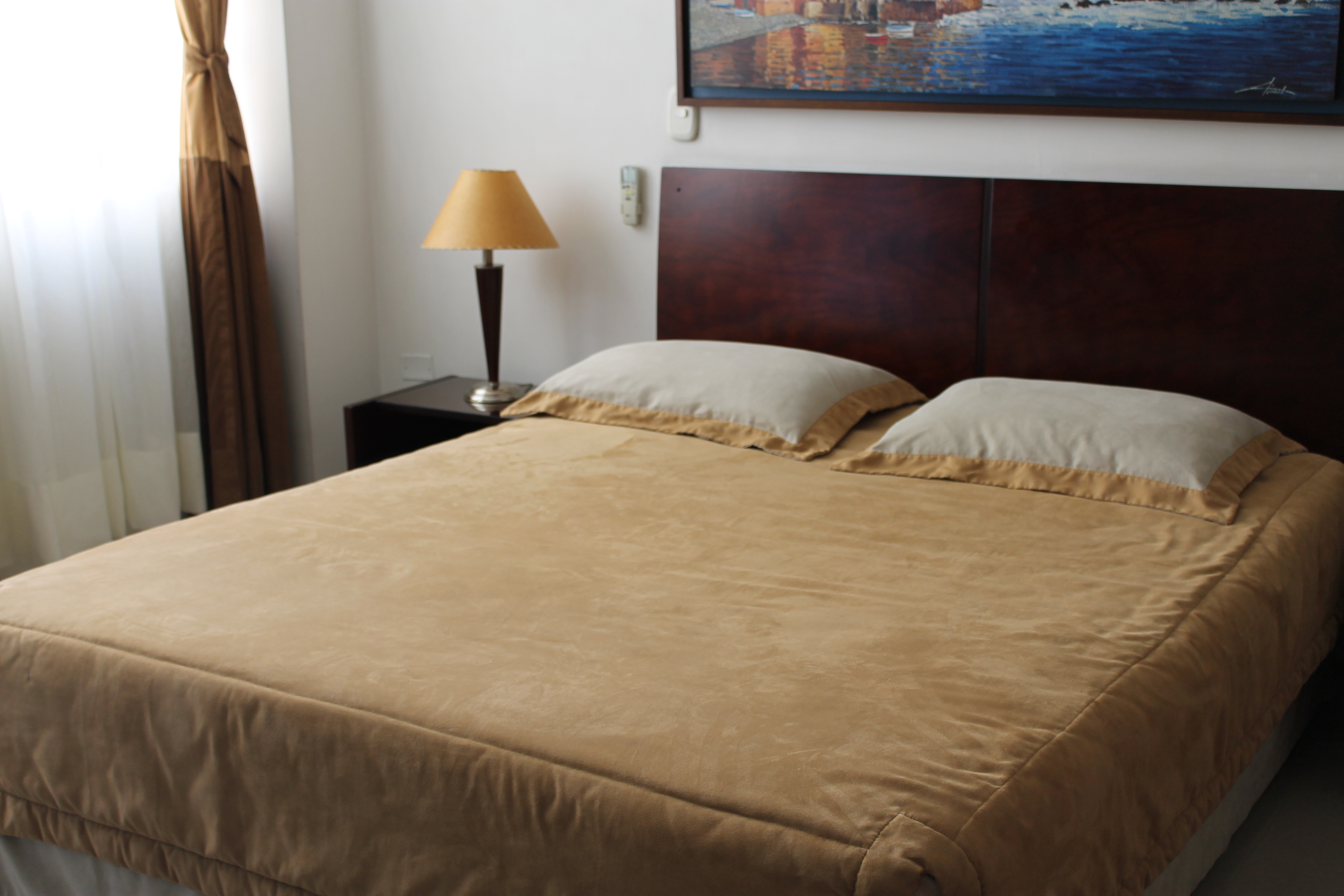Hotel Cuarta Avenida 9/37