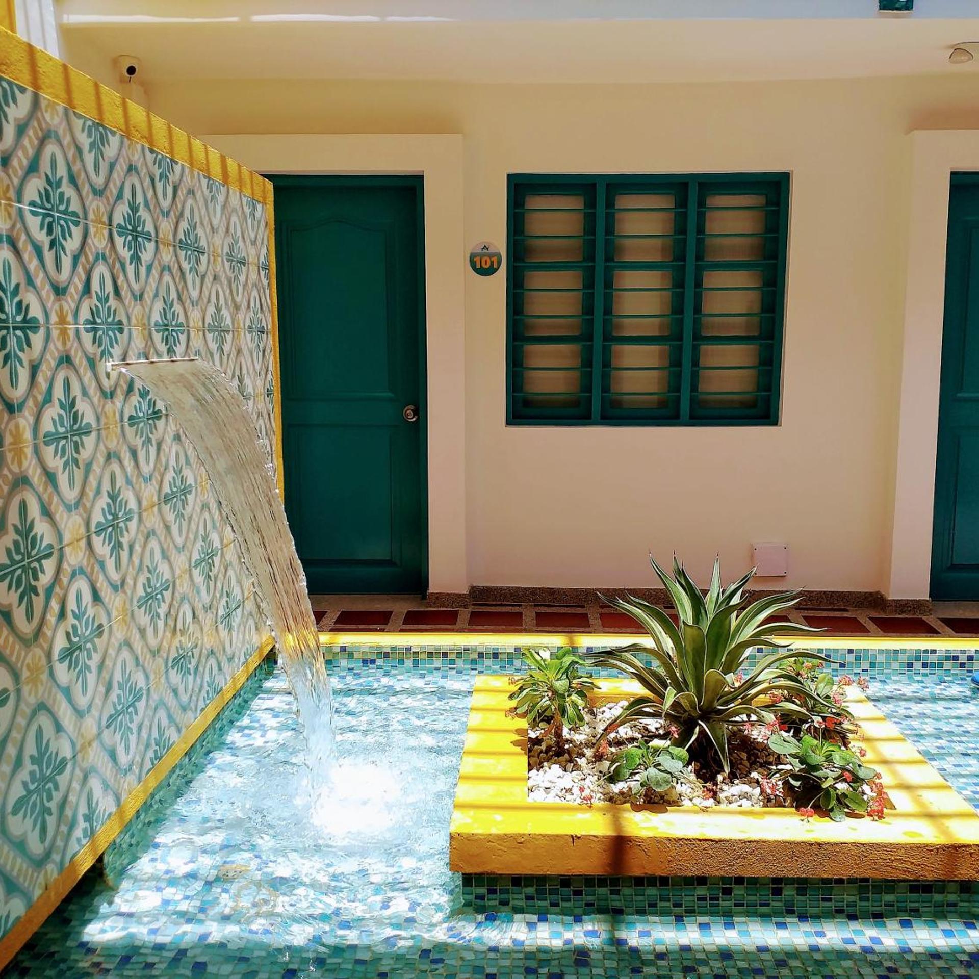 Akuamarina Hotel 8/50