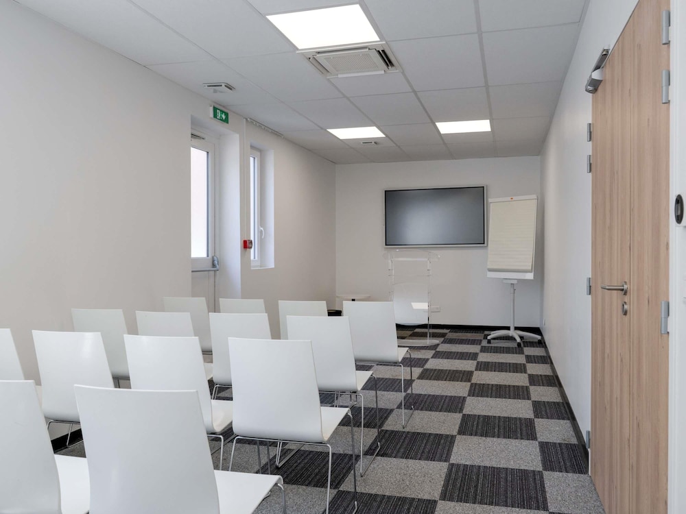 Ibis Lyon Caluire Cite Internationale 40/50
