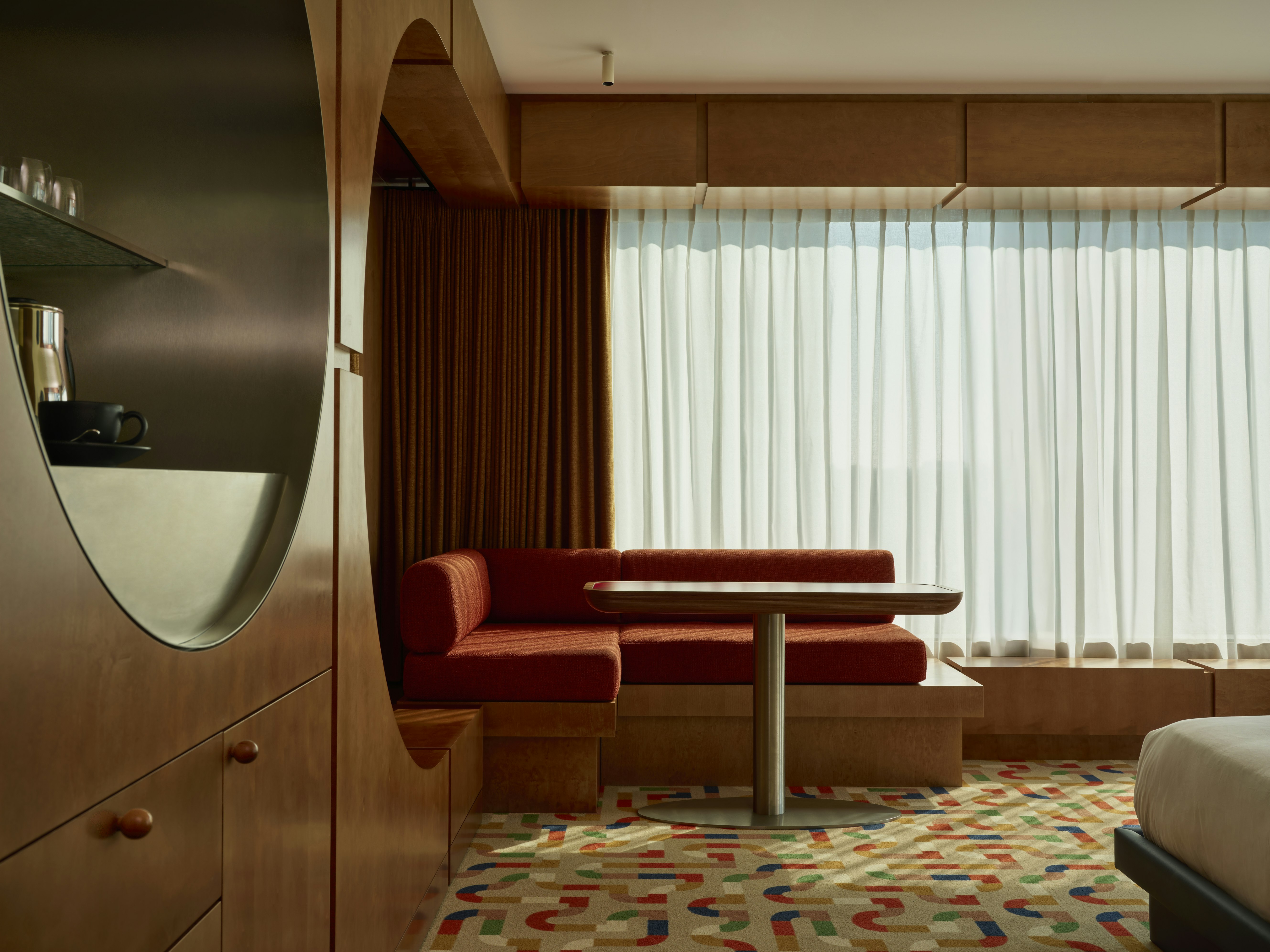 The Standard, Brussels 38/53