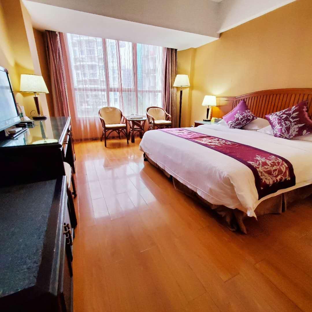 Deluxe, Double Bed