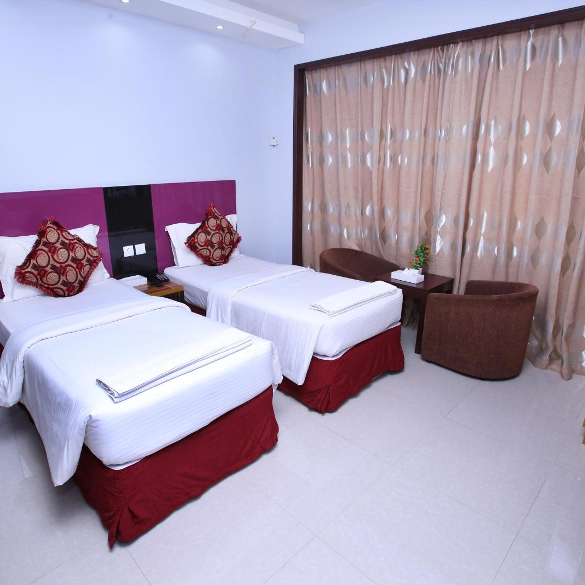 Zagy Hotel 30/84