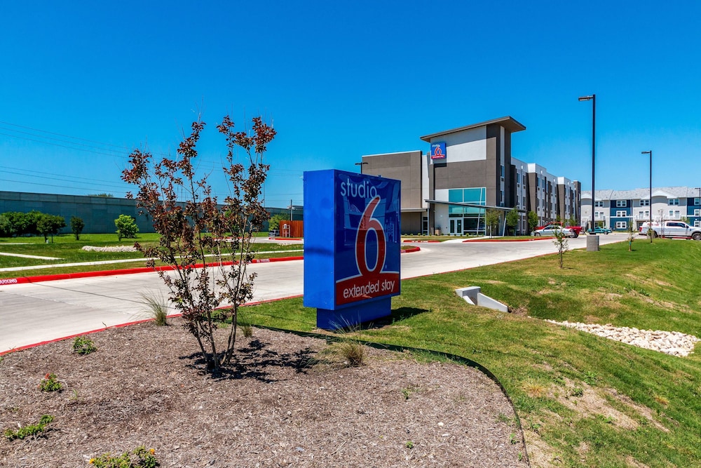 Studio6 San Marcos, TX in SAN MARCOS - TX
