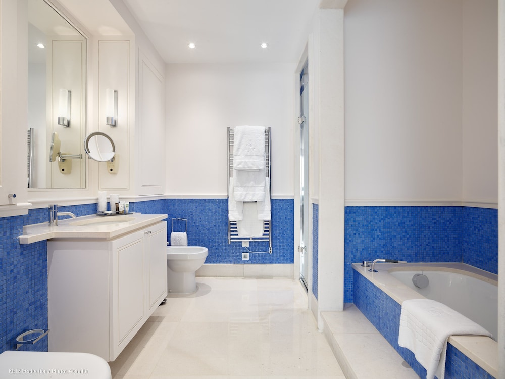 Deluxe, Double Bed, Sea View, Cap Estel 4/4