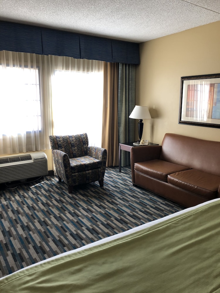 Days Inn & Suites by Wyndham Mesa Near Phoenix 21/36