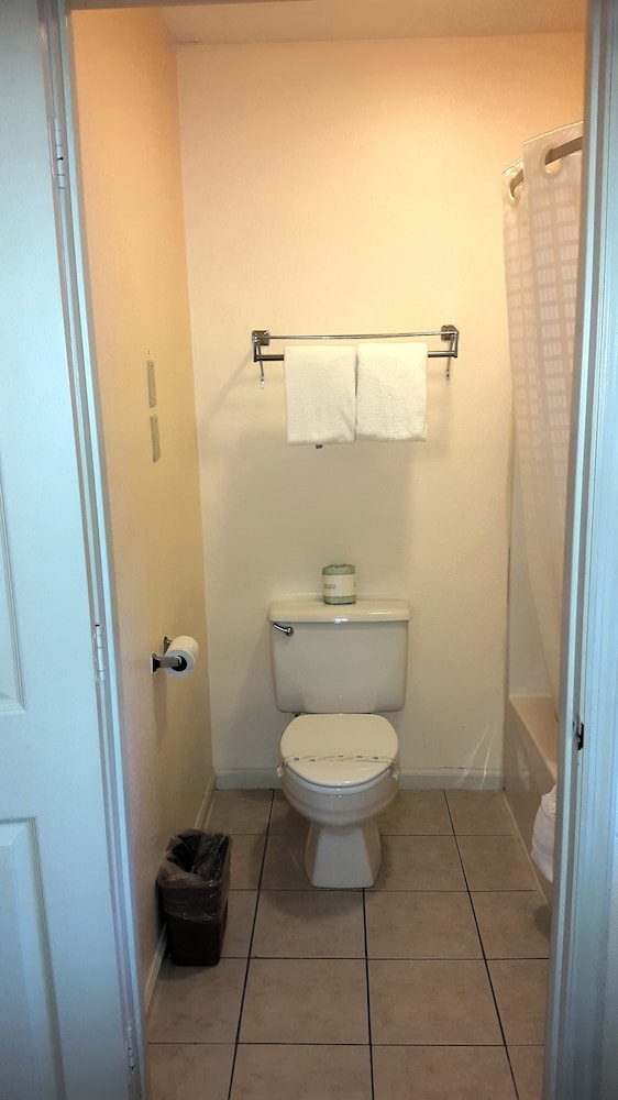 Mountain Valley Inn Dillard 16/62