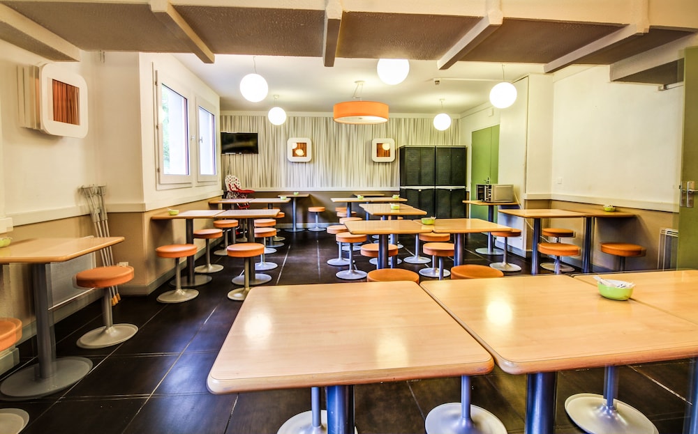 Ibis Budget Chateaudun 42/52
