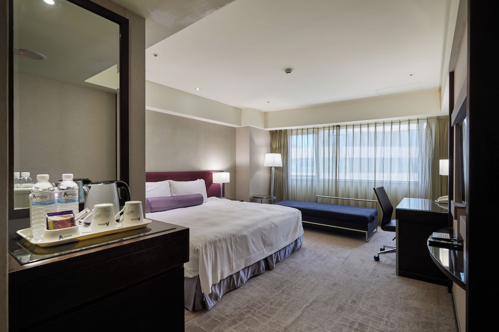 Executive, Queen Bed, K Hotels Yungho 5/10