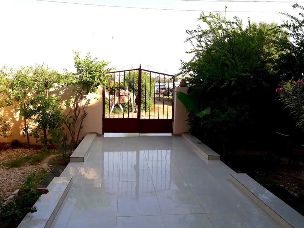 Luxor Plaza House 34/37