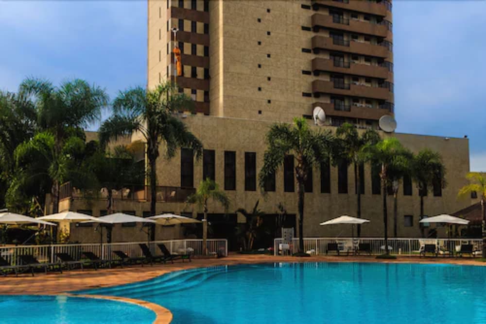 Marques Plaza Hotel 27/31