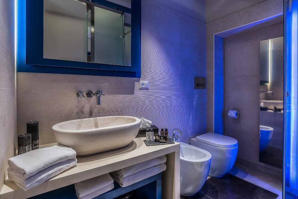 Via Veneto Prestige Rooms 19/59