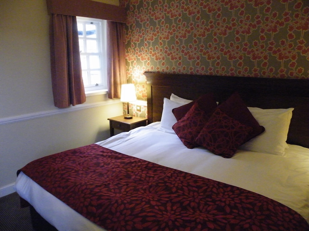 Saracen's Head Hotel 12/39