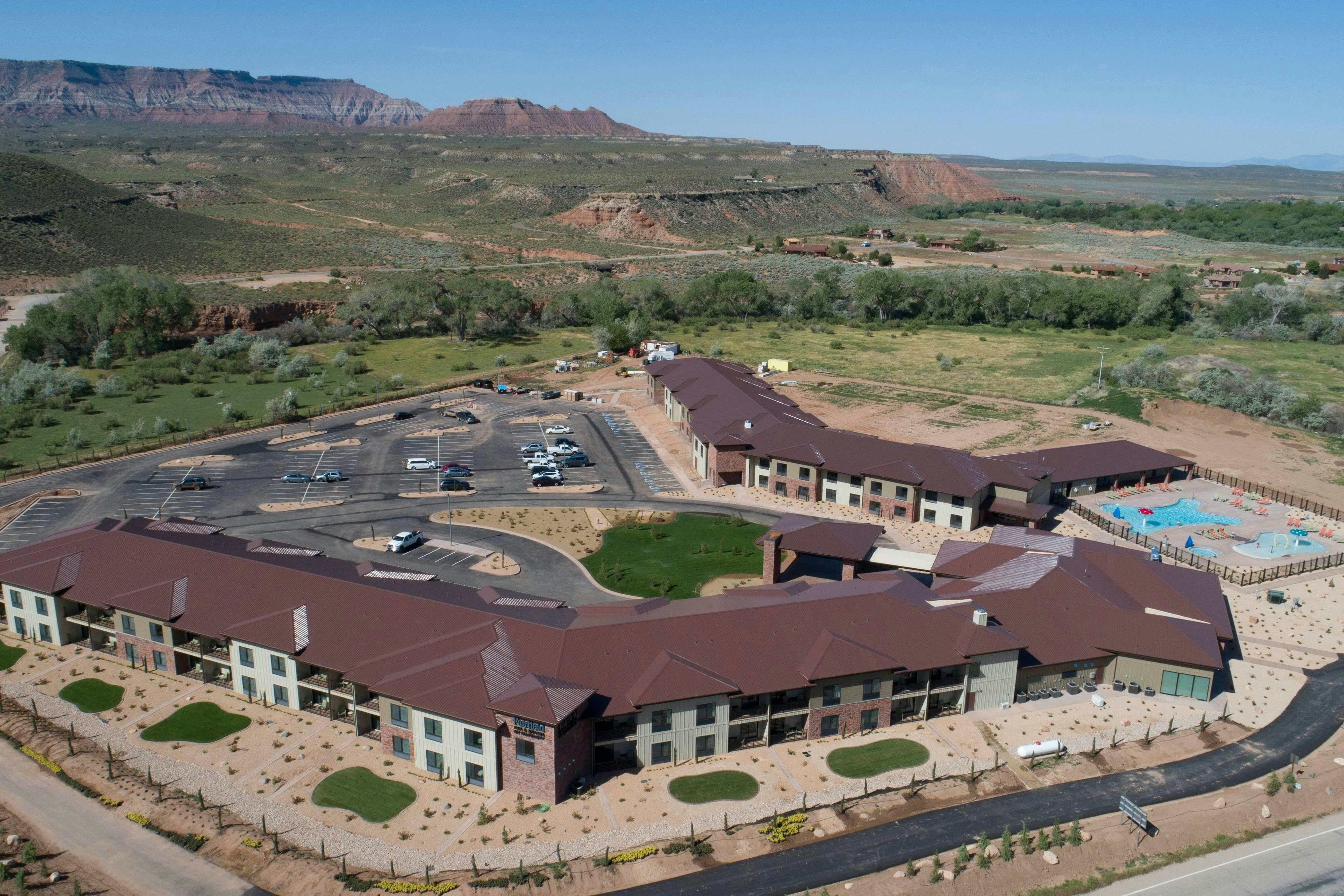 Fairfield Inn & Suites By Marriott Virgin Zion National Park 1/25