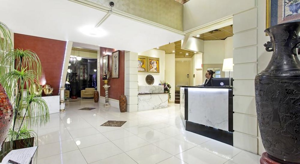 Mercure Maitland Monte Pio 7/50