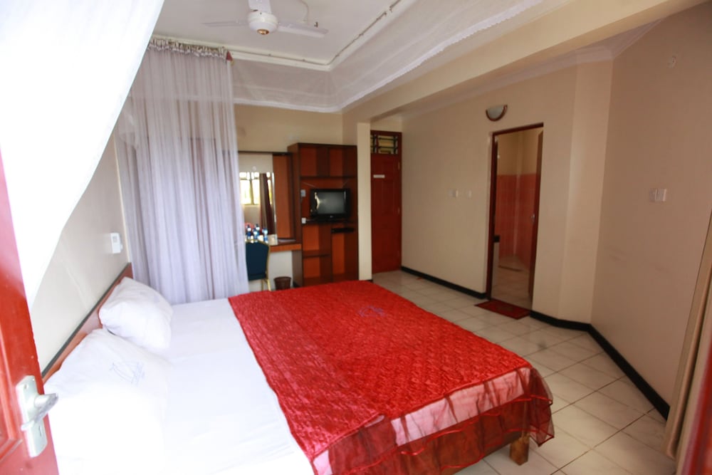 CoastGate Hotel 10/50
