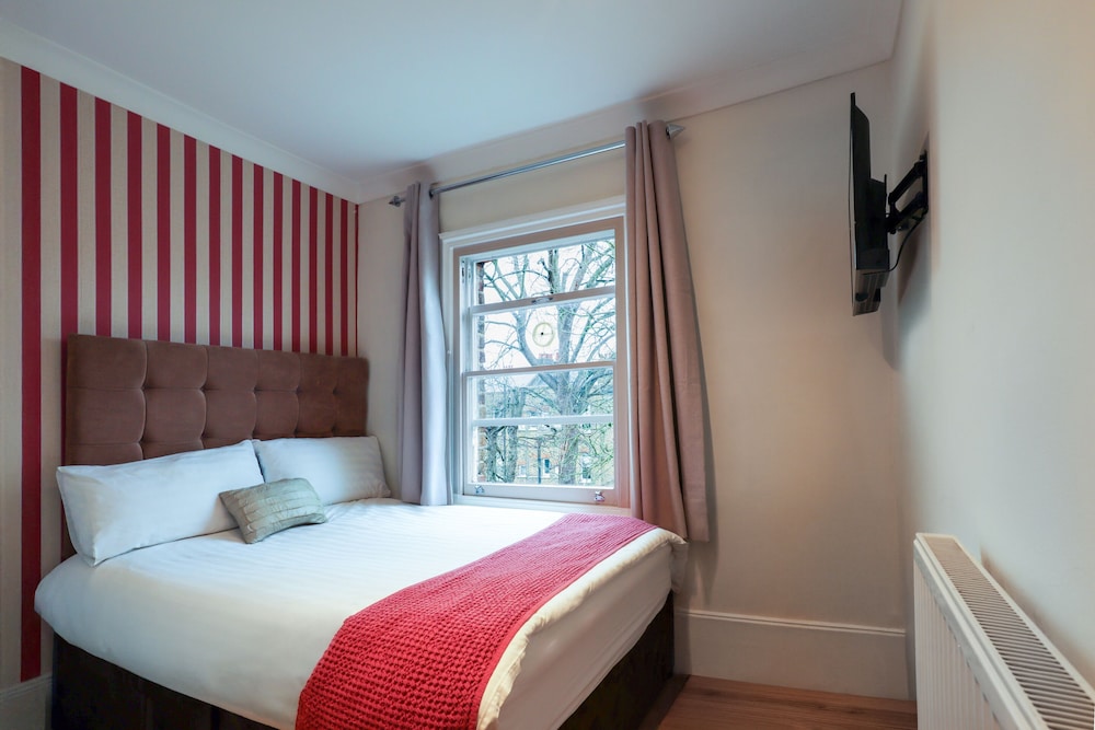 غرفة مفردة بسرير مزدوج، Primrose Guest House 3/7