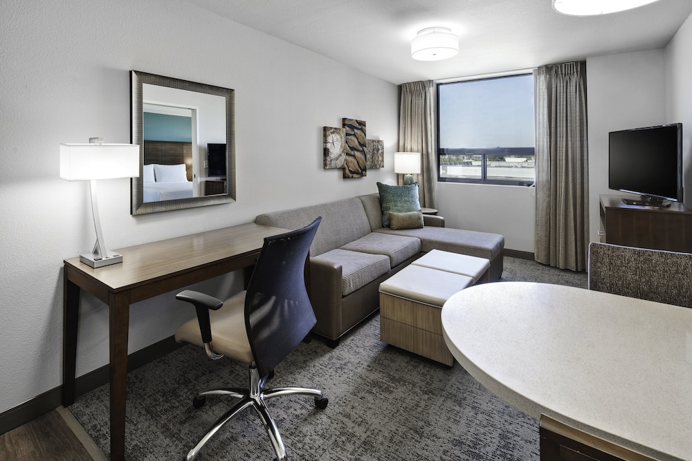 Staybridge Suites Irvine John Wayne Airport An Ihg Hotel 36/61