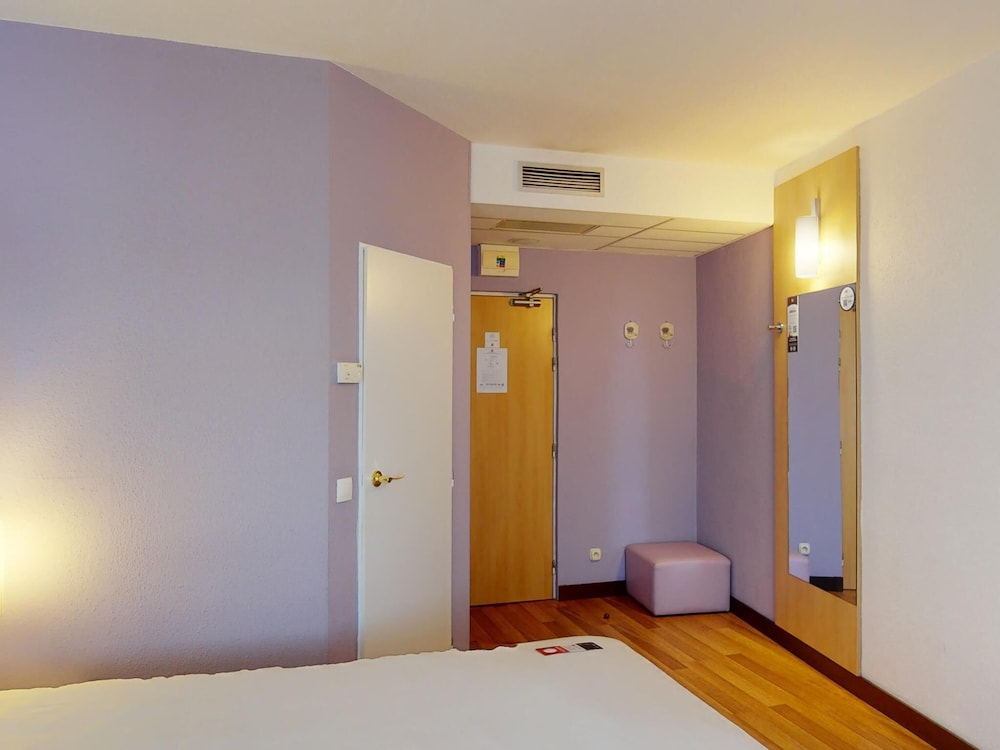 Ibis Bratislava Centrum Hotel 66/66