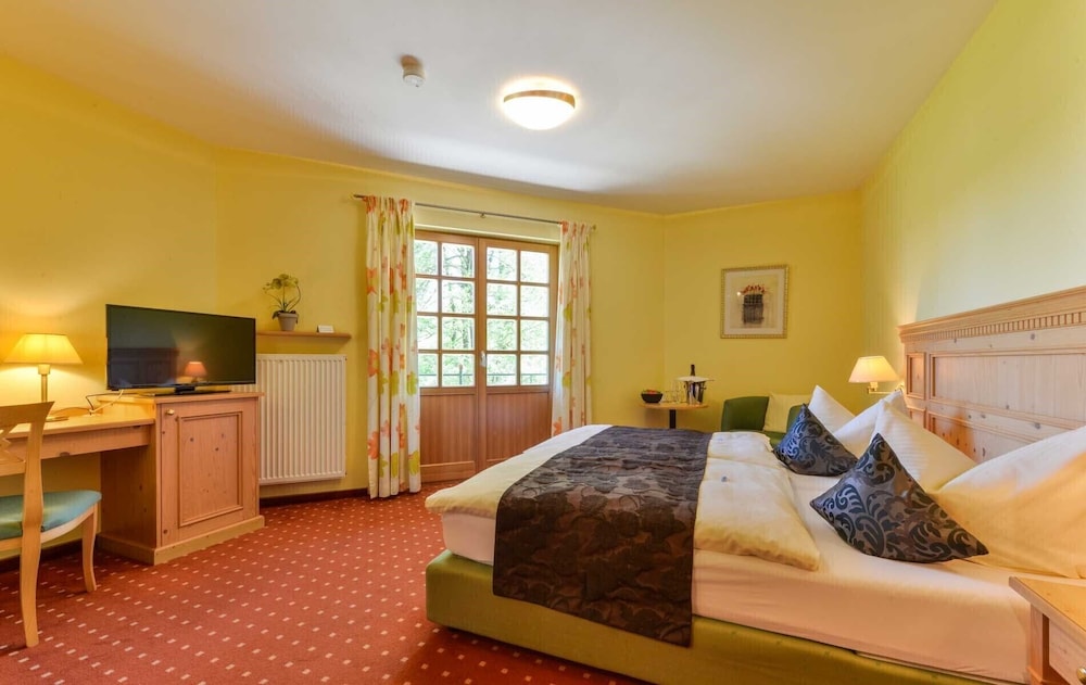 Hotel Oberwirt 12/45