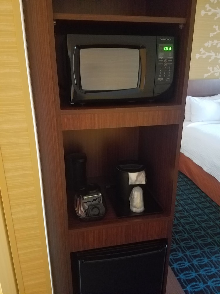 Fairfield Inn & Suites by Marriott Gallup 25/47