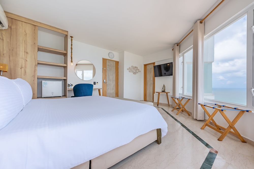 Hotel Regatta Cartagena 23/50