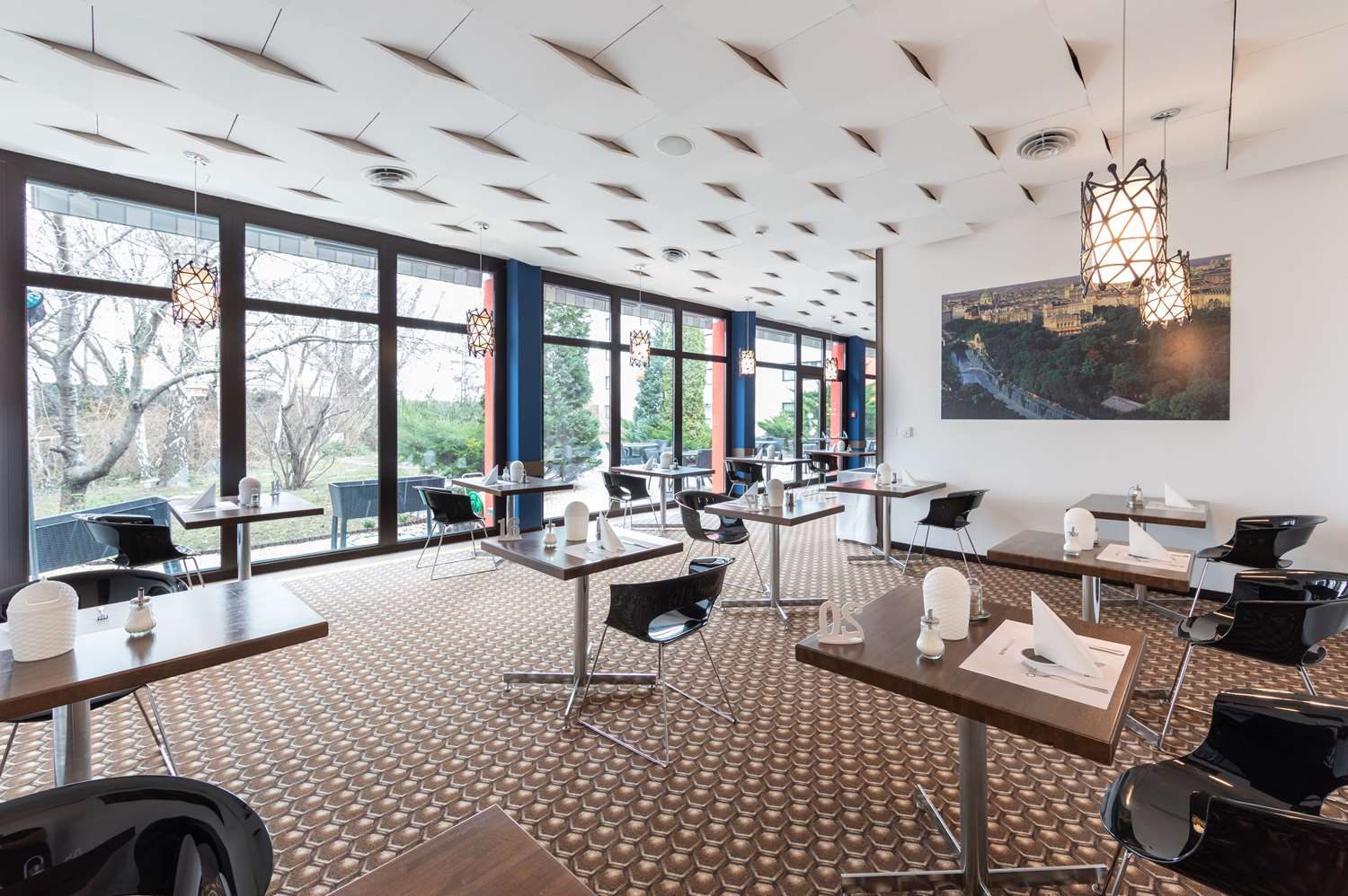 Smart Hotel Voesendorf 66/66
