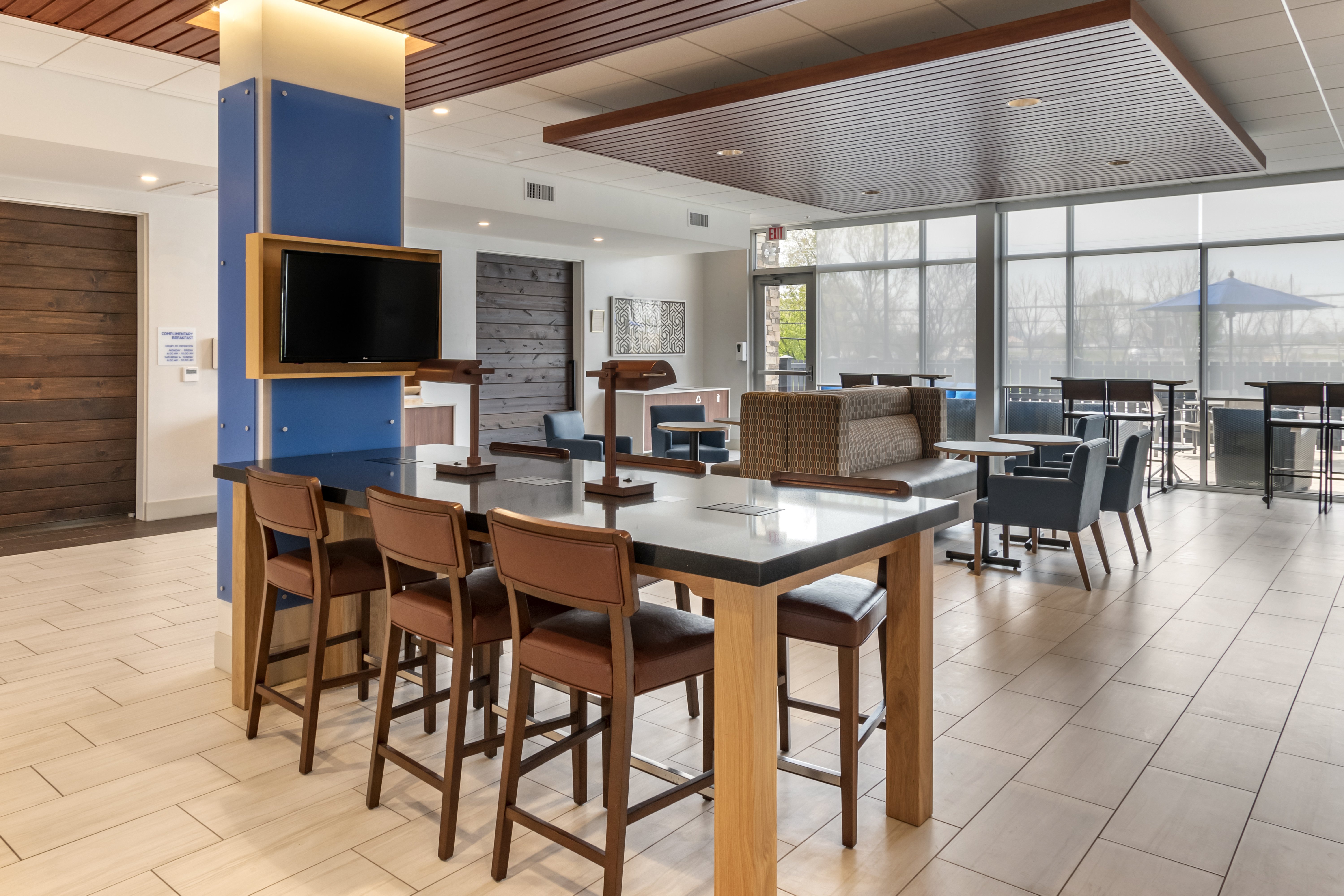 Holiday Inn Express And Suites Lancaster Mount Joy 21/25