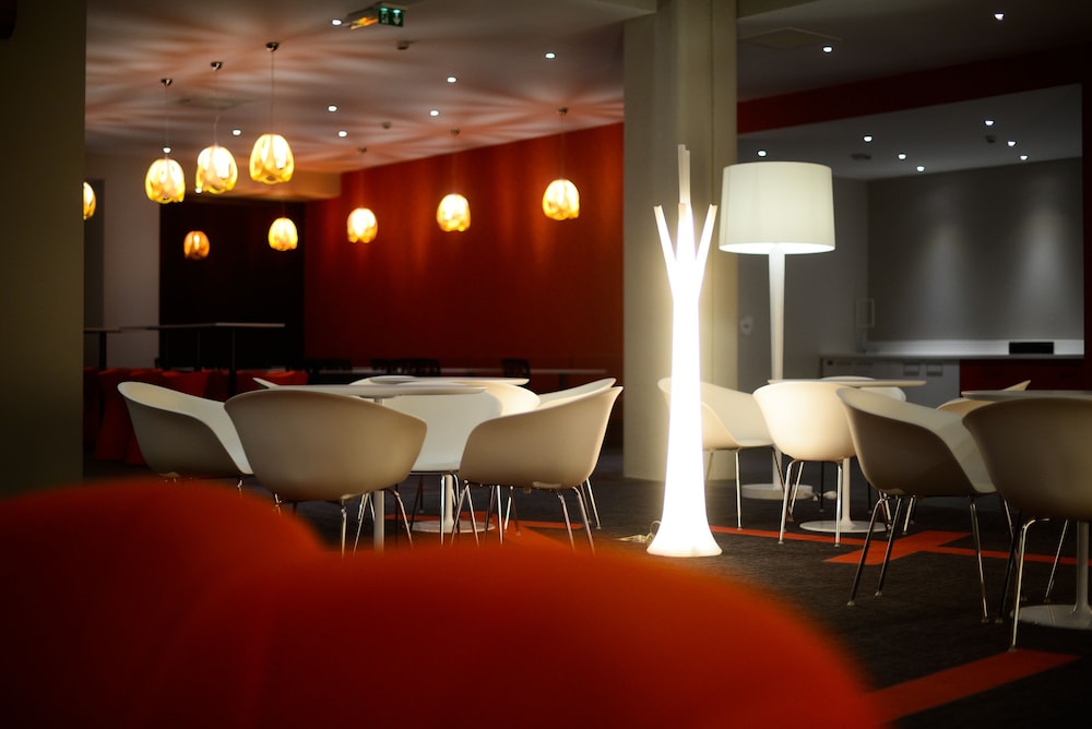 Ibis Styles Poitiers Centre 39/49