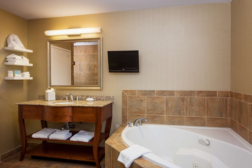 Hampton Inn And Suites Las Vegas Red Rock Summerlin 13/41