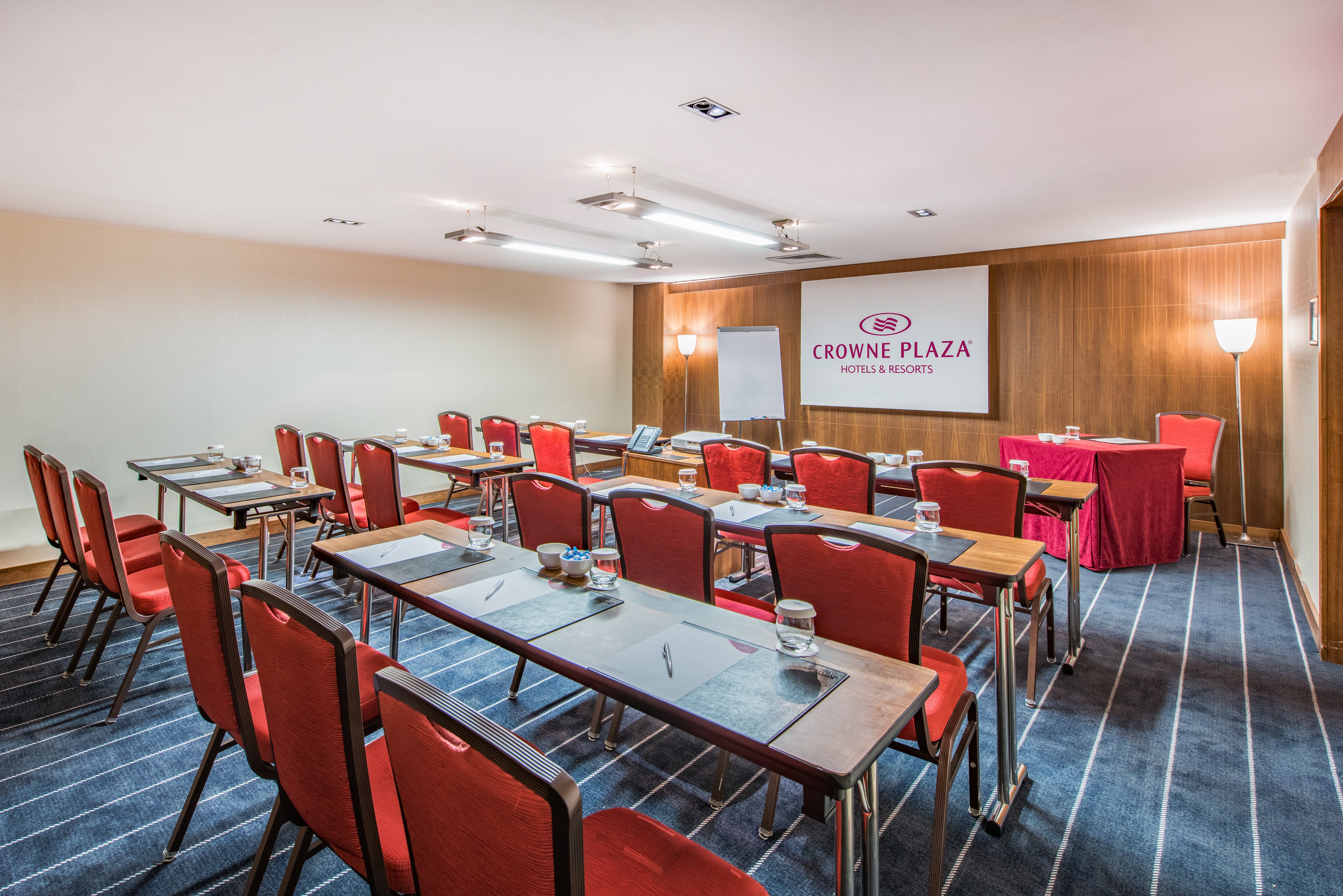 Crowne Plaza Istanbul Harbiye Hotel 40/50
