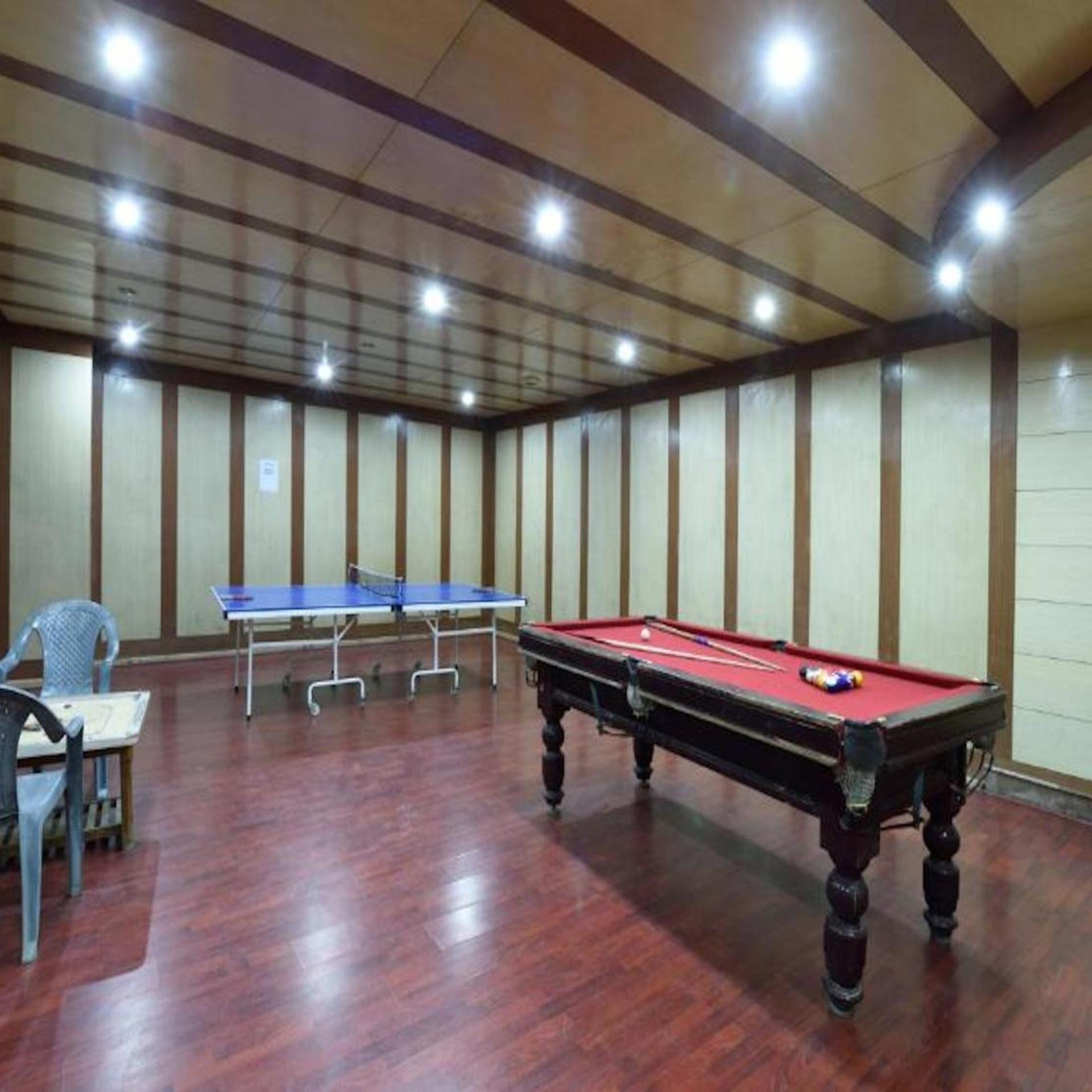 GALLEU HILL RESORTS 31/54